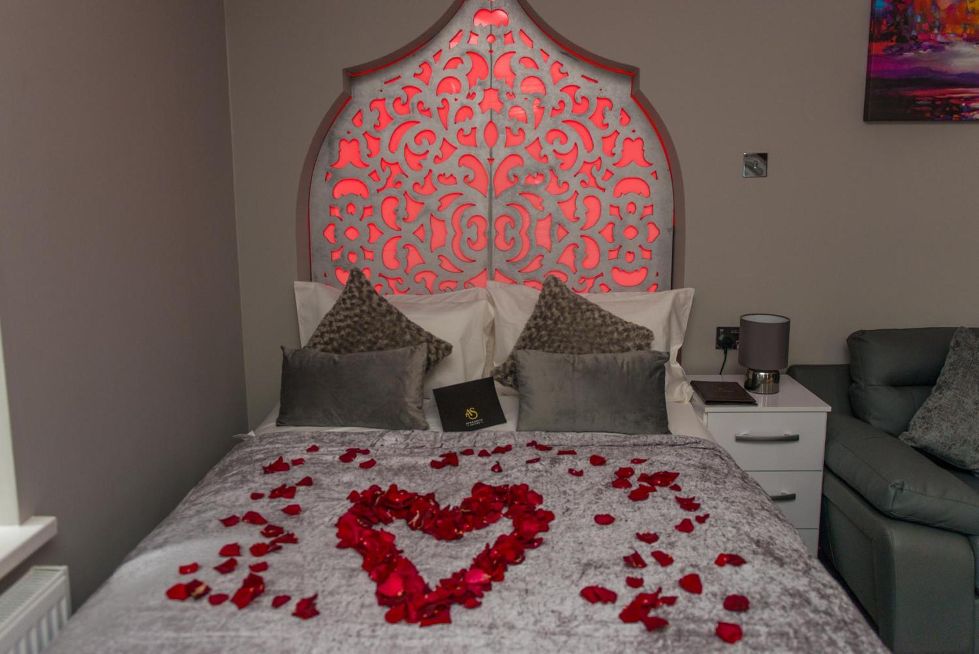 Aphrodite Suites Huddersfield Quarto foto