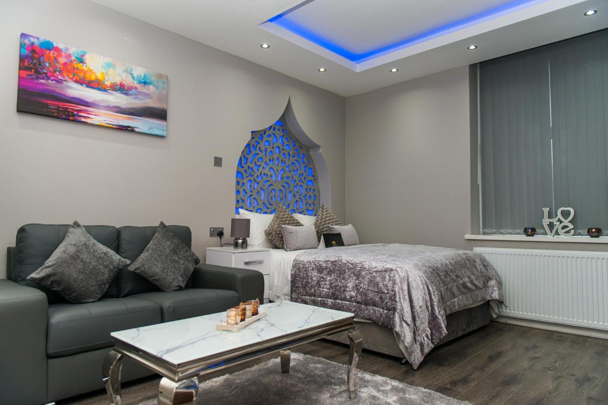 Aphrodite Suites Huddersfield Exterior foto